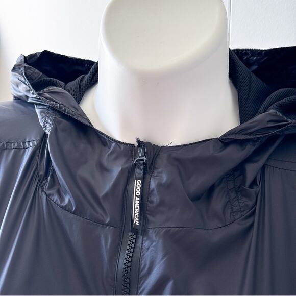 Good American Performance The Winning Black Light Full Zip Hooded Jacket 4/ 5 - Picture 3 of 10